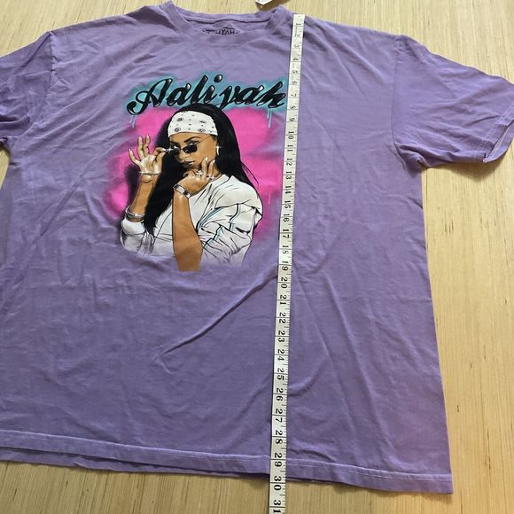 Aaliyah Purple Lavender Multi Color Spray Paint Look Short Sleeve XL Brand New - Picture 3 of 5